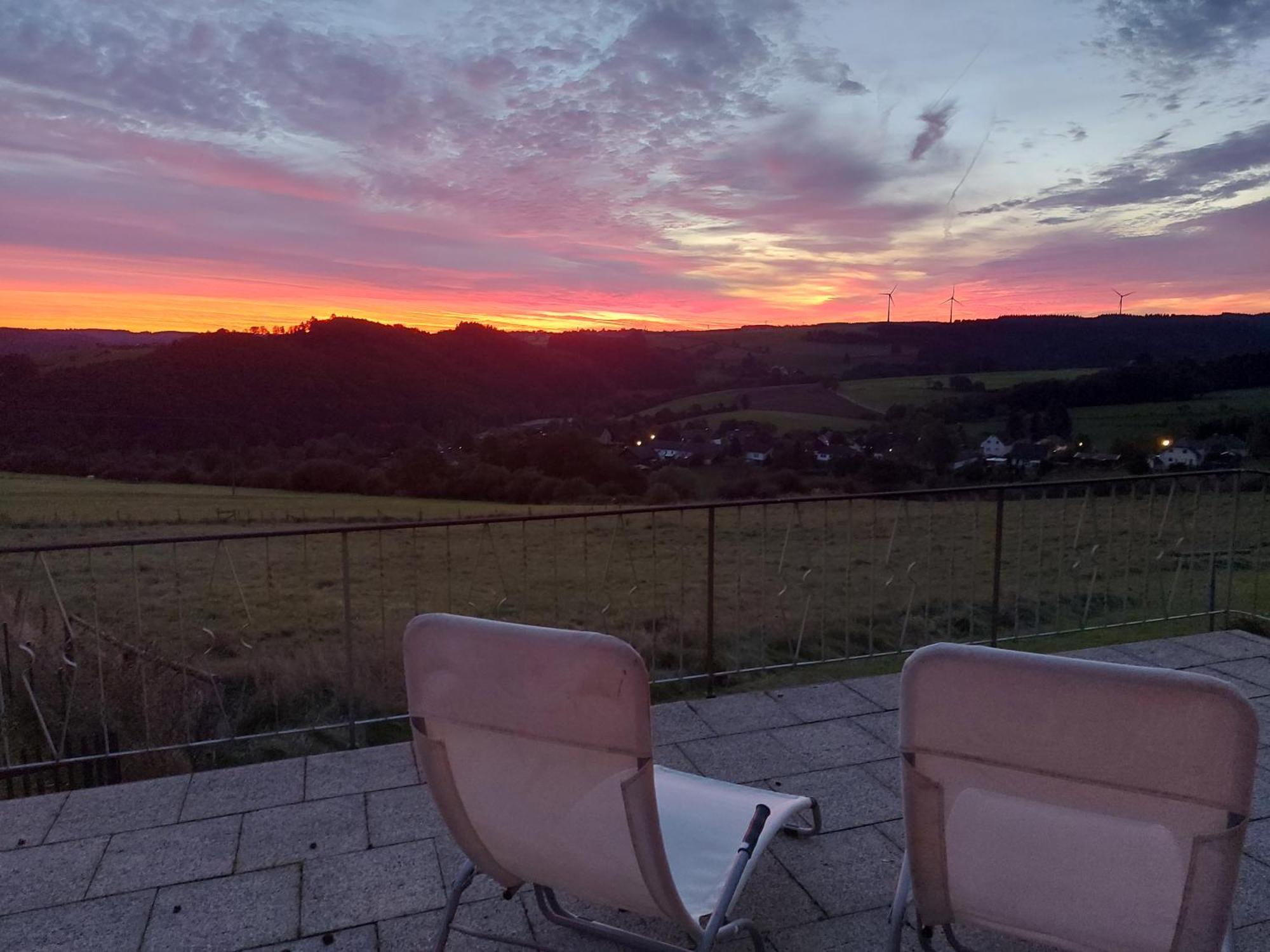 Ferienhaus Hescheld With Private Jacuzzi Hellenthal Exterior photo