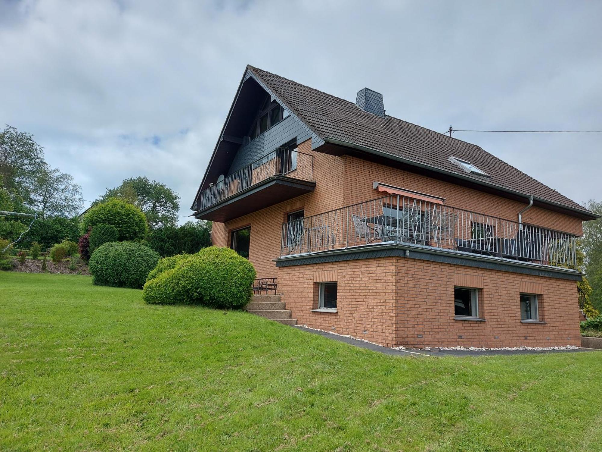 Ferienhaus Hescheld With Private Jacuzzi Hellenthal Exterior photo