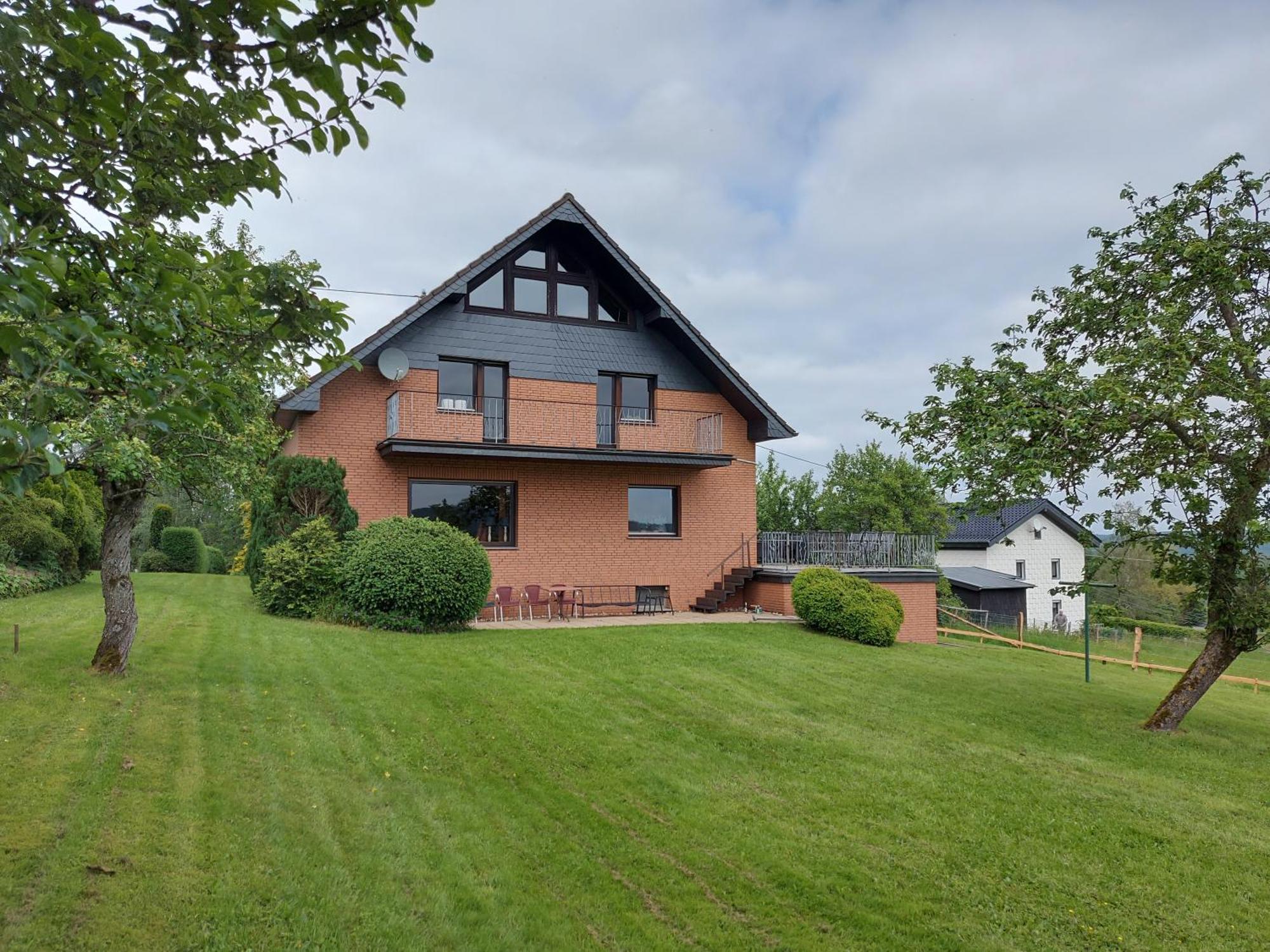 Ferienhaus Hescheld With Private Jacuzzi Hellenthal Exterior photo