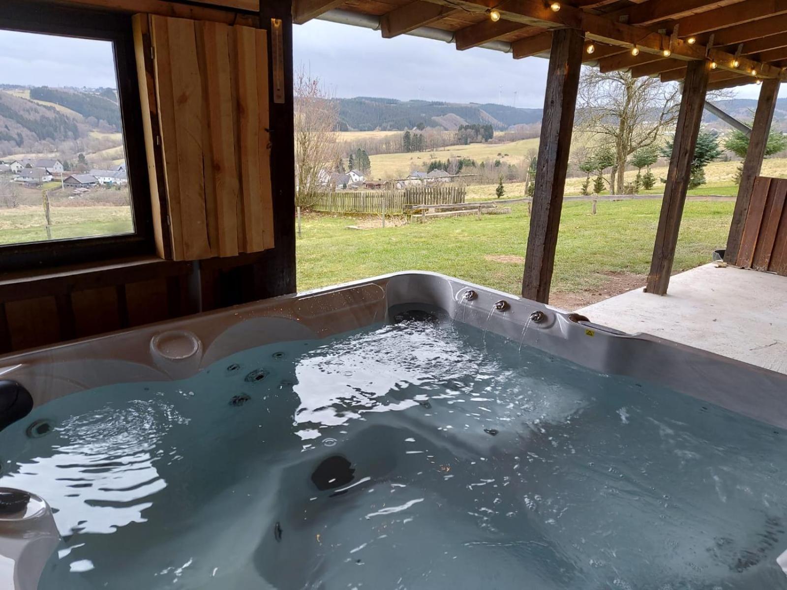 Ferienhaus Hescheld With Private Jacuzzi Hellenthal Exterior photo